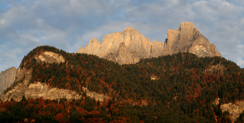 Les aiguilles de Varan vu depuis Sallanches