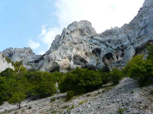 Impressionnantes falaises du Glandasse