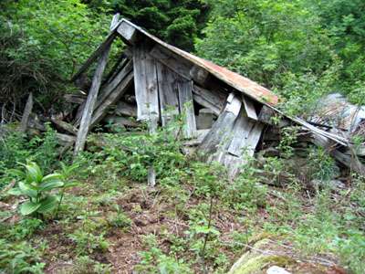 les ruines des chalets du Gargoton